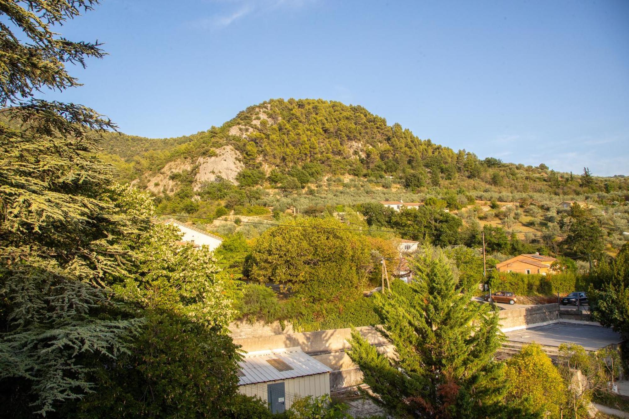 La Fontaine D'Annibal Hotel Buis-les-Baronnies Exterior photo